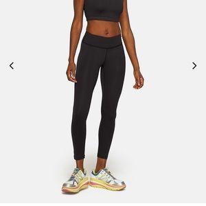 LIKE NEW CONDITION OUTDOOR VOICES FLEX 7/8 LEGGING